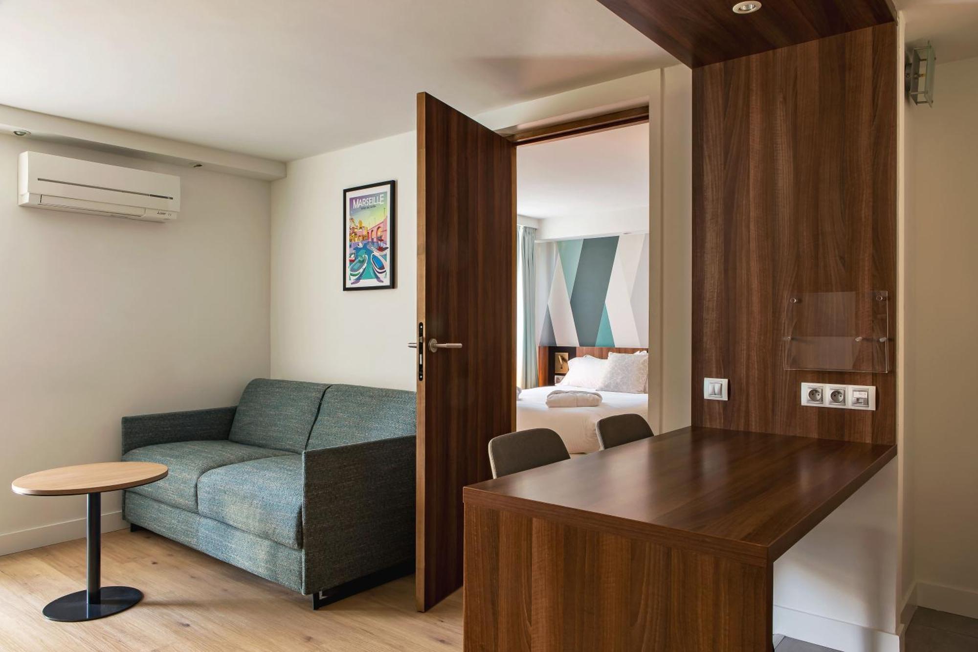 Holiday Inn - Marseille Airport By Ihg วิทอลล์ ภายนอก รูปภาพ