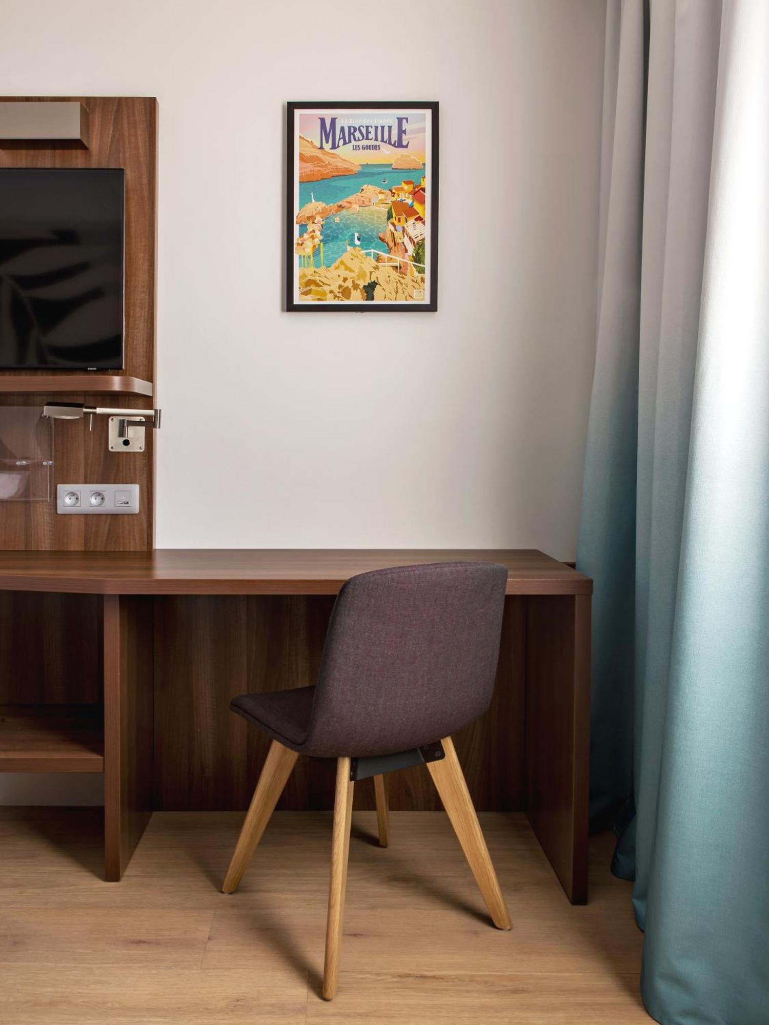 Holiday Inn - Marseille Airport By Ihg วิทอลล์ ภายนอก รูปภาพ