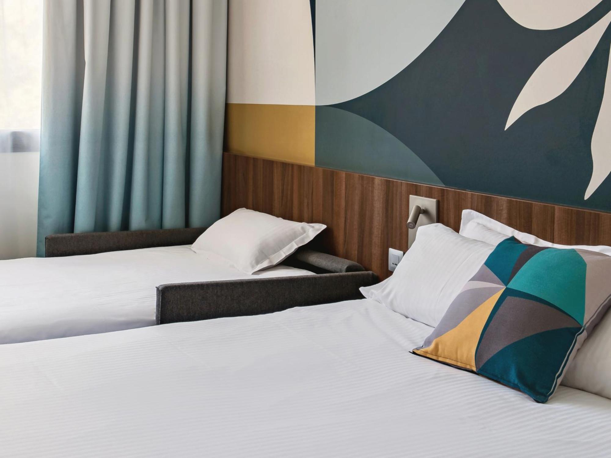 Holiday Inn - Marseille Airport By Ihg วิทอลล์ ภายนอก รูปภาพ