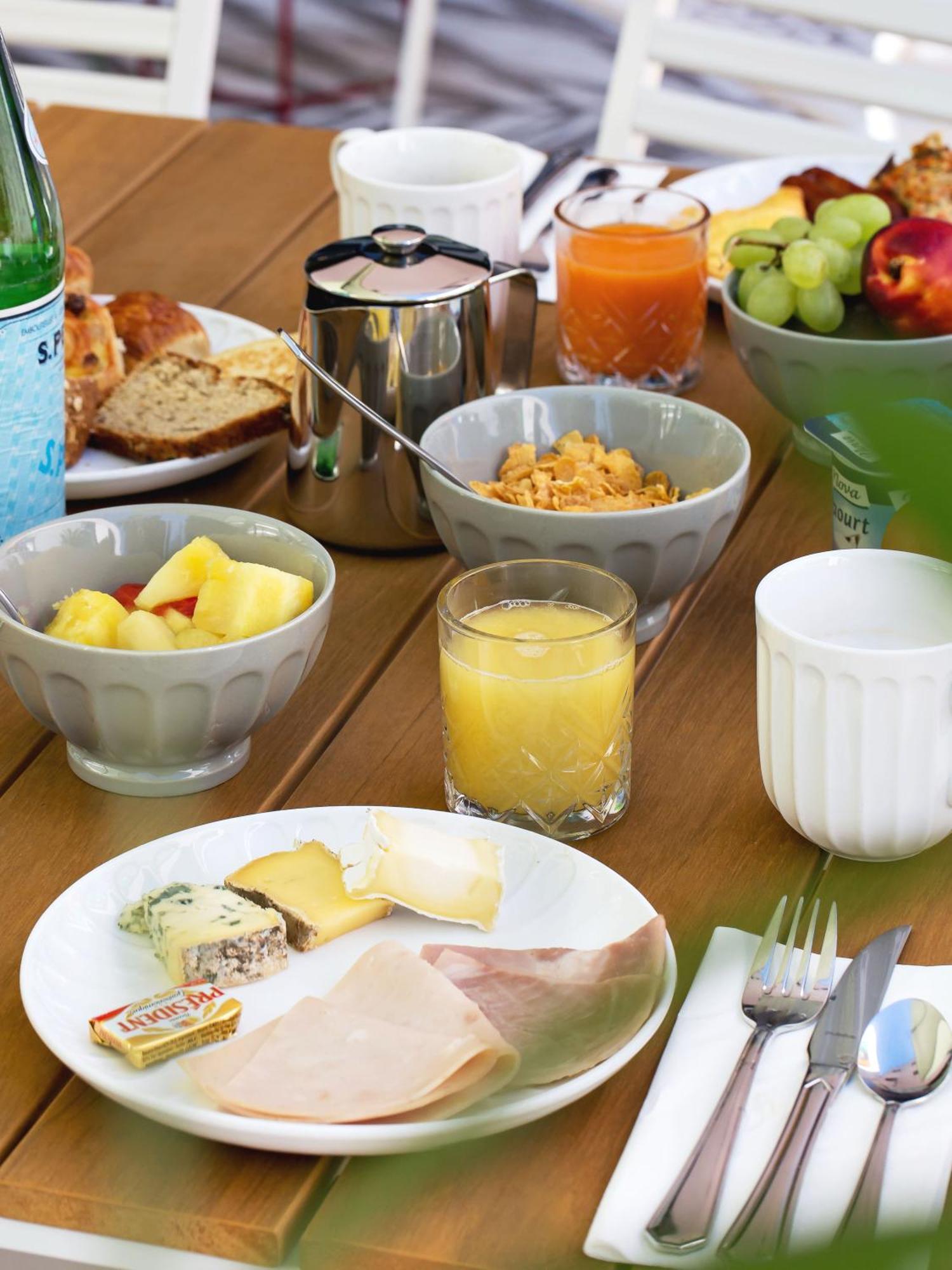 Holiday Inn - Marseille Airport By Ihg วิทอลล์ ภายนอก รูปภาพ